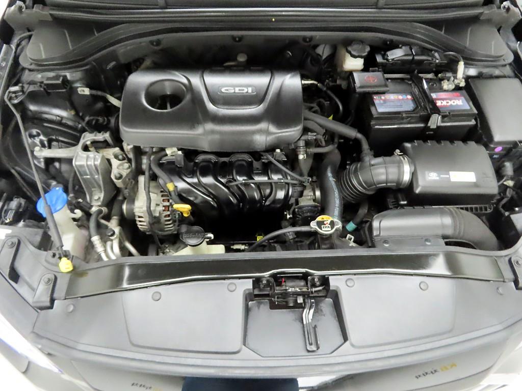 HYUNDAI Avante 2016 Negro - Importación desde Corea - HF Imports Iquique - Foto 20