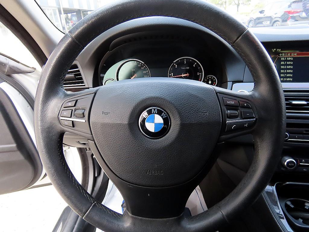 BMW 5 Series - Vista 8