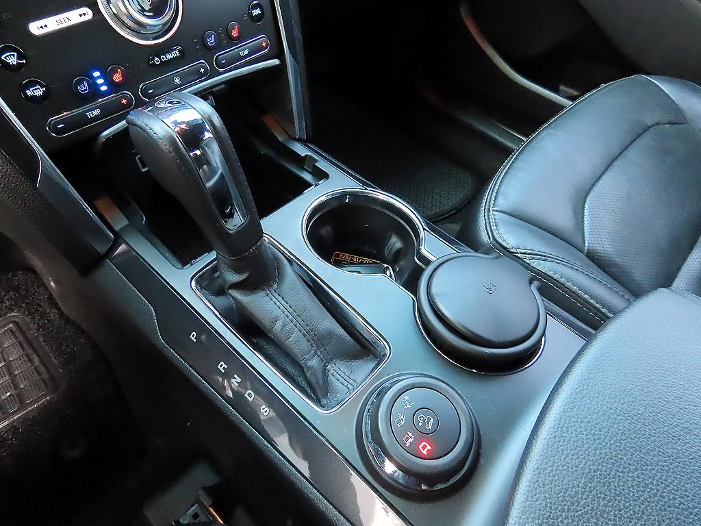 Ford Explorer - Vista 10