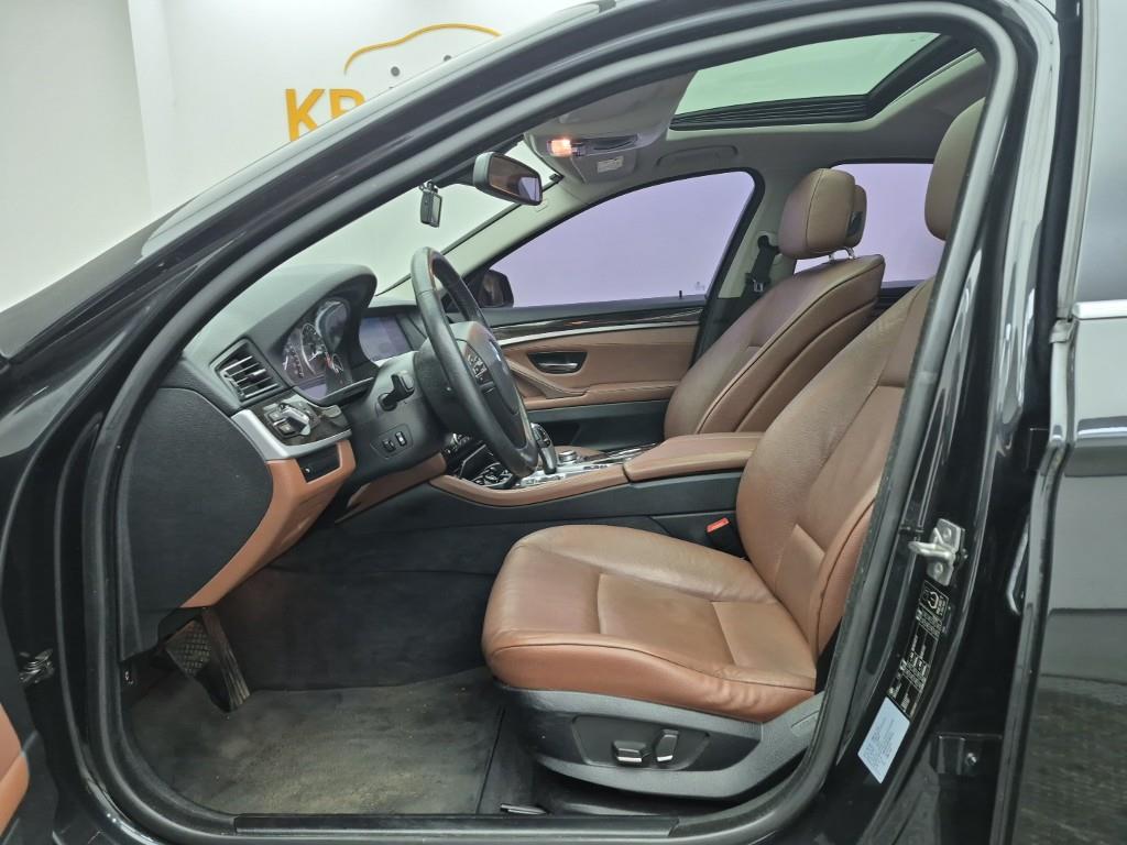 BMW 5 Series - Vista 11