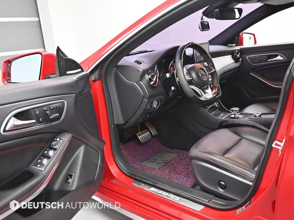 Mercedes Benz CLA Class - Vista 11