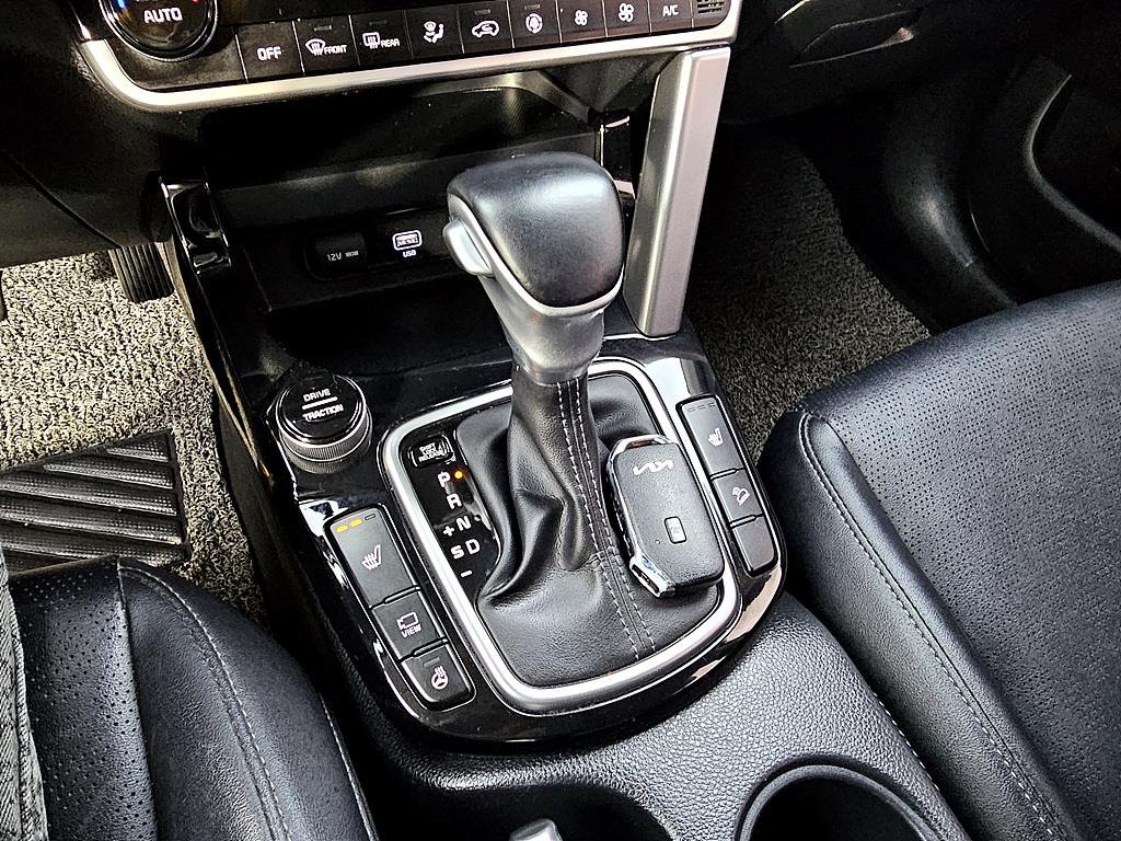 KIA Seltos 2022 Blanco - Importación desde Corea - HF Imports Iquique - Foto 15