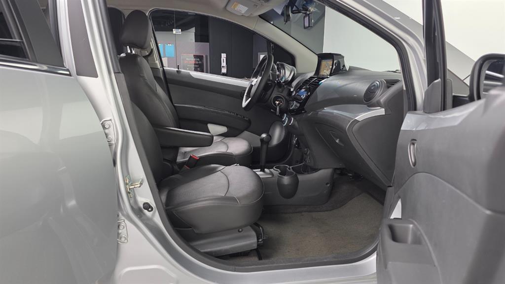 Chevrolet Spark - Vista 11