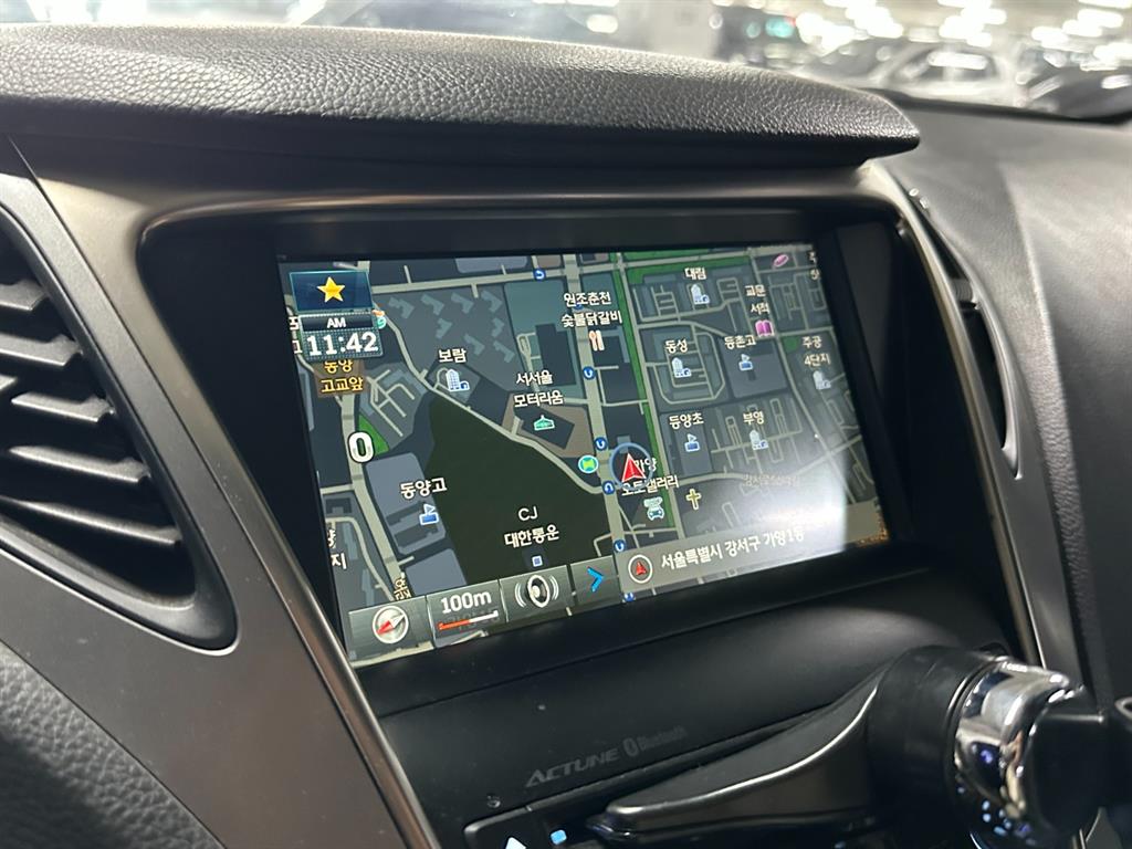 HYUNDAI Grandeur - Vista 12