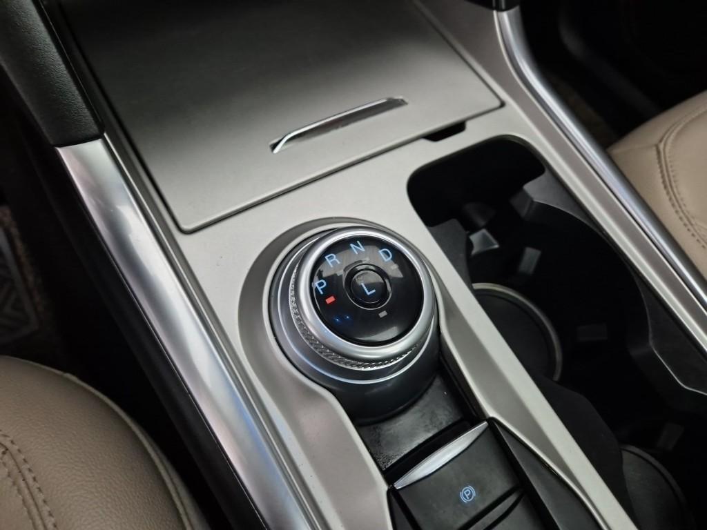 Ford Explorer - Vista 8