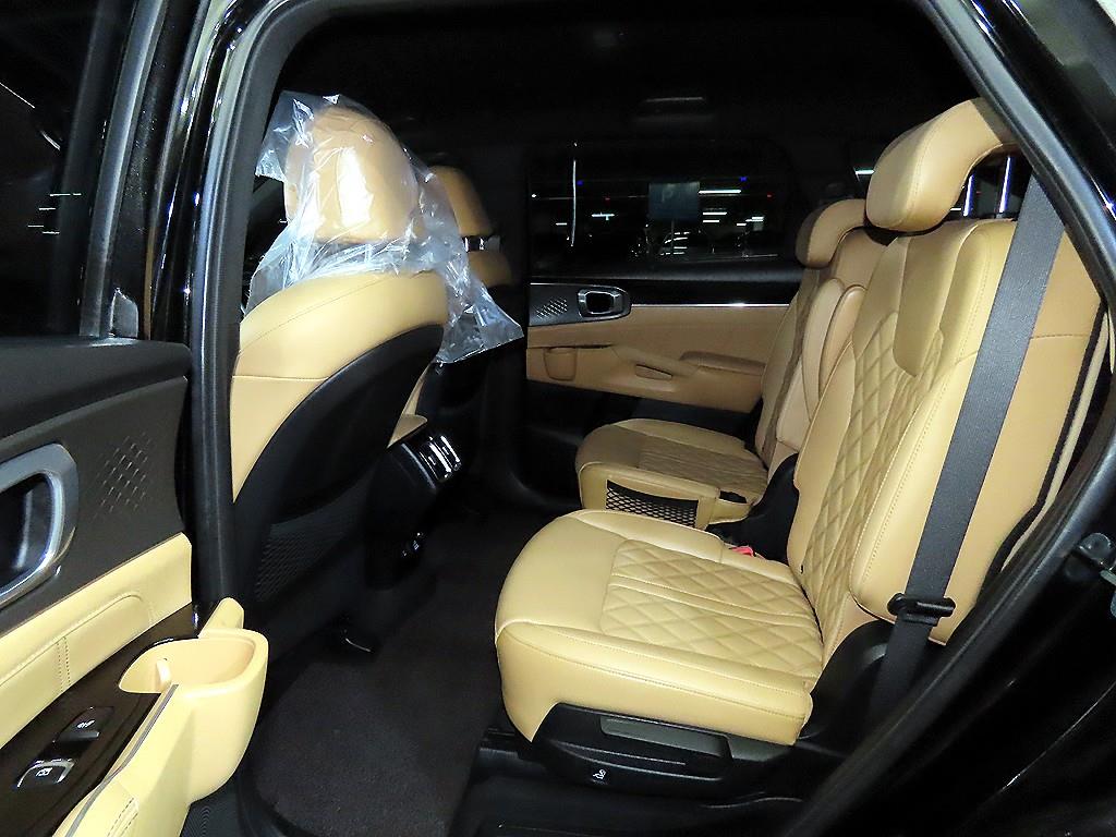 KIA Sorento - Vista 7