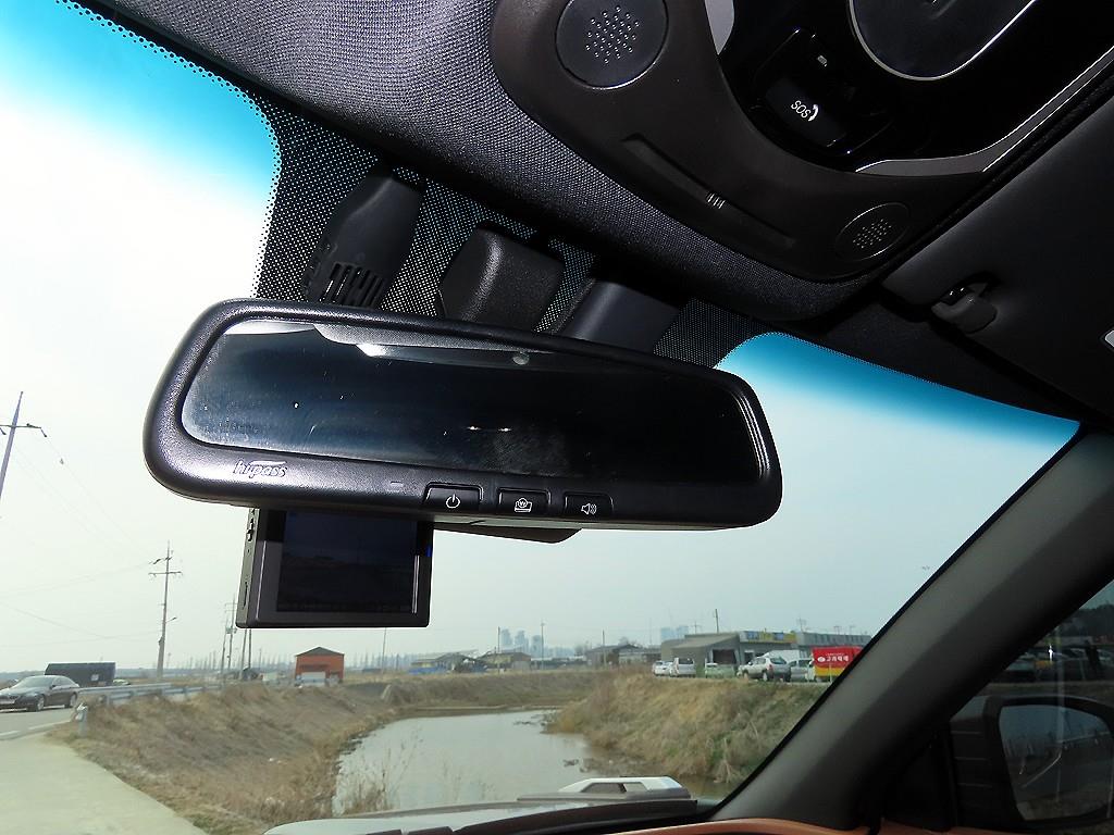 Ssangyong Torres - Vista 12