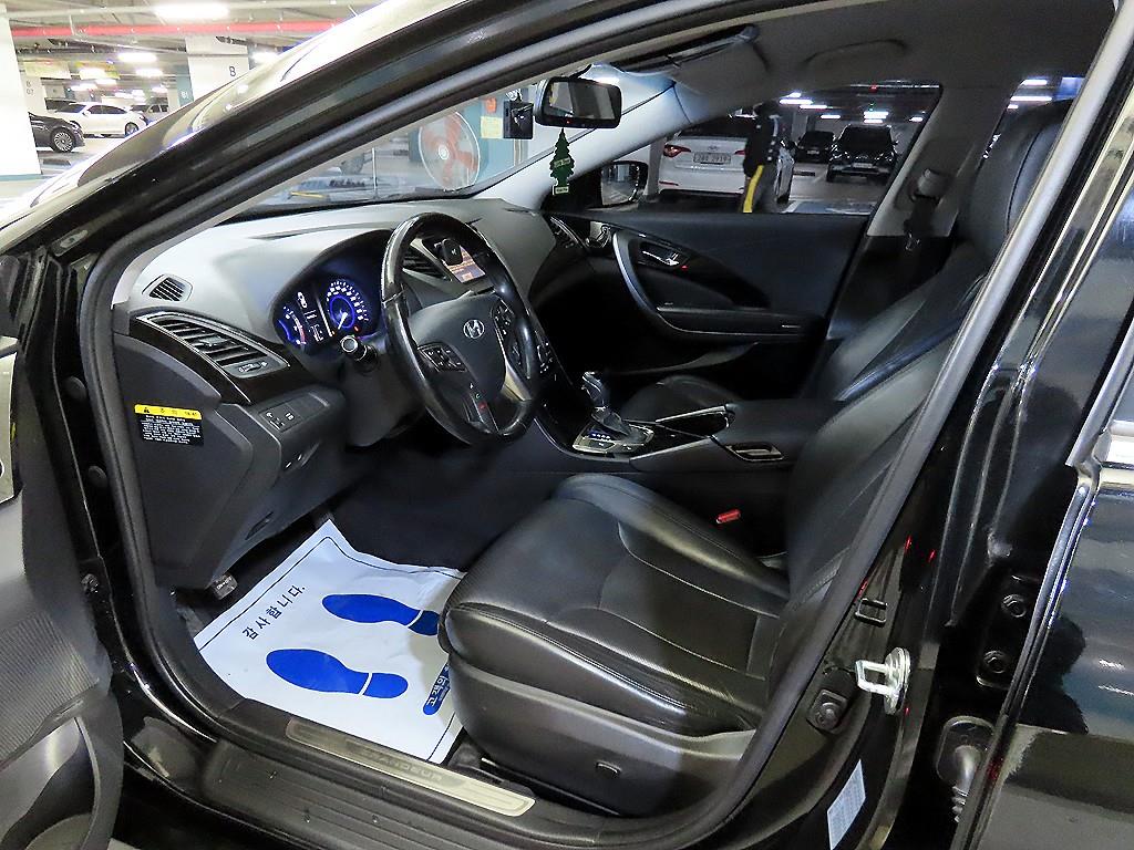 HYUNDAI Grandeur - Vista 6