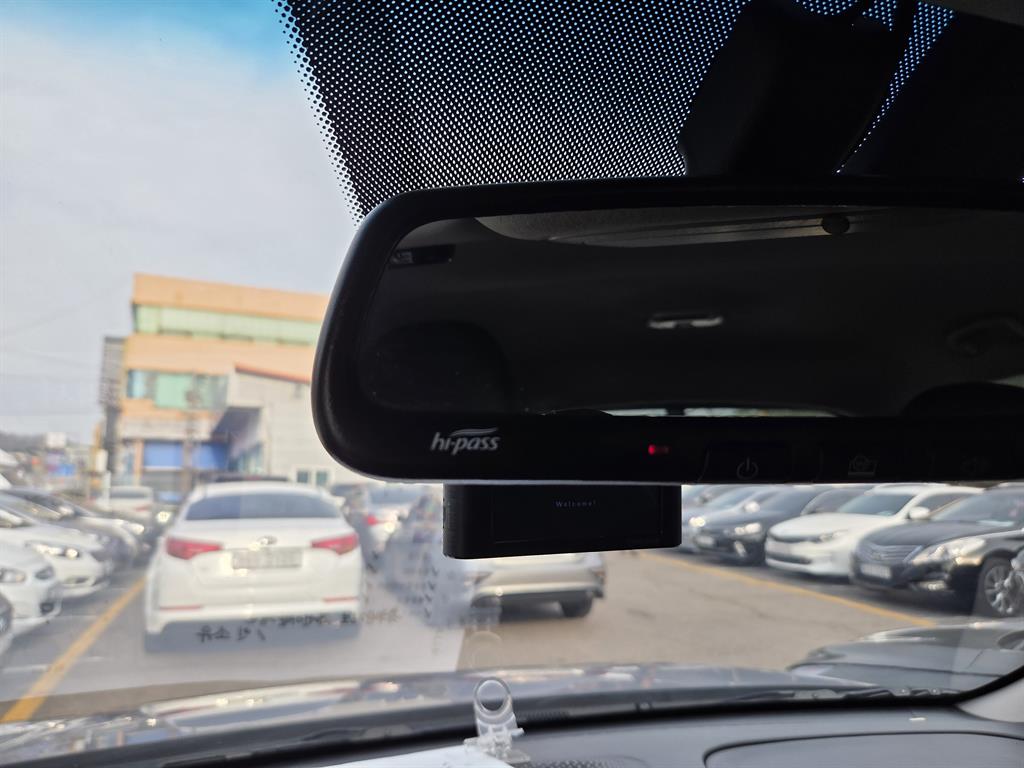 Ssangyong Tivoli - Vista 9