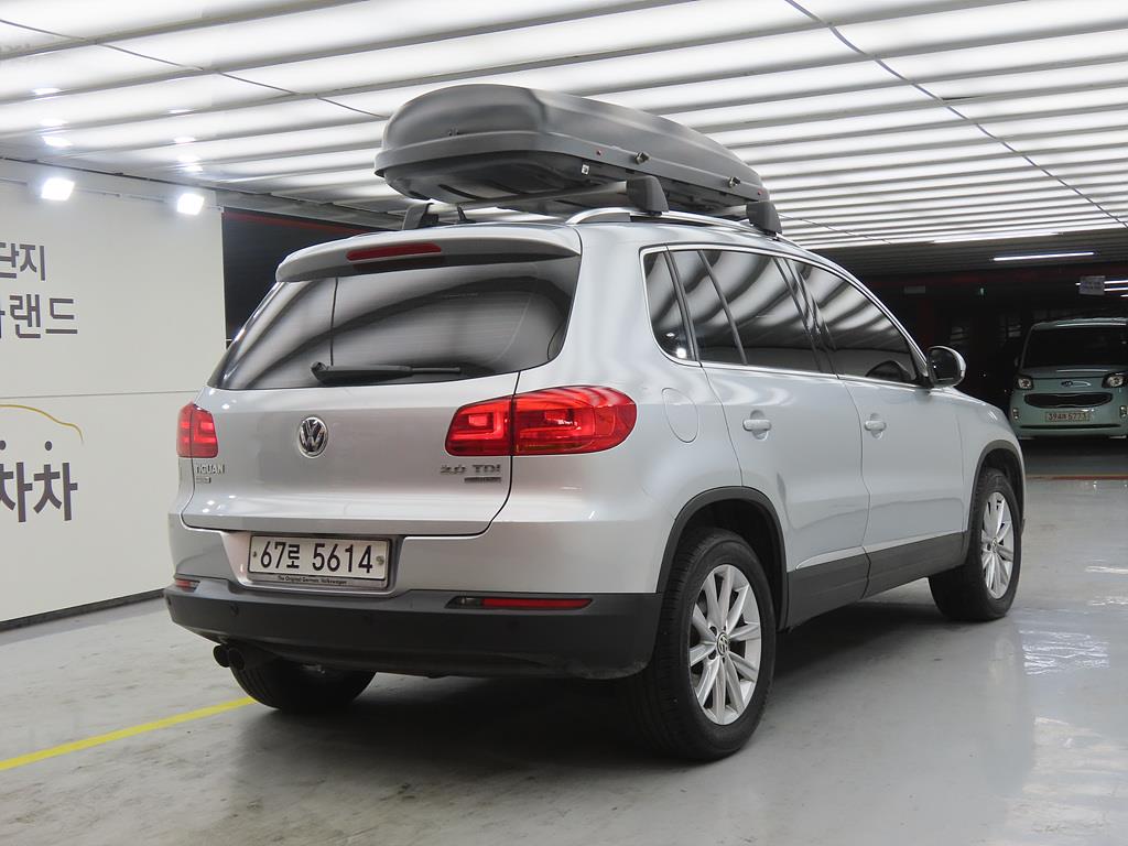 Volkswagen Tiguan - Vista 4