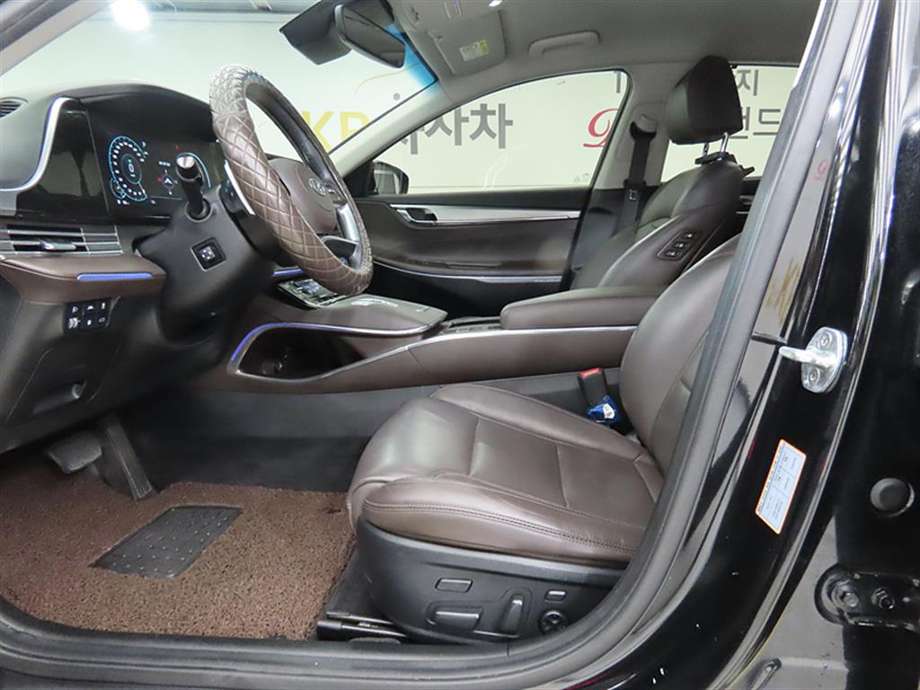 HYUNDAI Grandeur - Vista 5