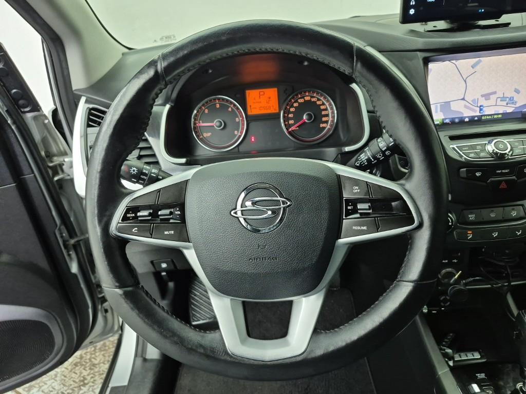 Ssangyong Korando - Vista 9