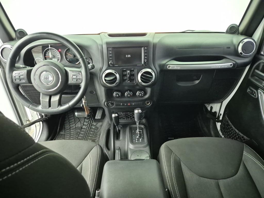 Jeep Wrangler - Vista 5