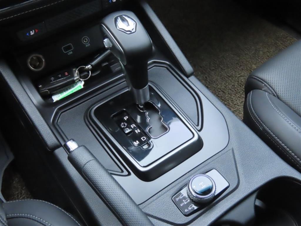 Ssangyong Rexton - Vista 11