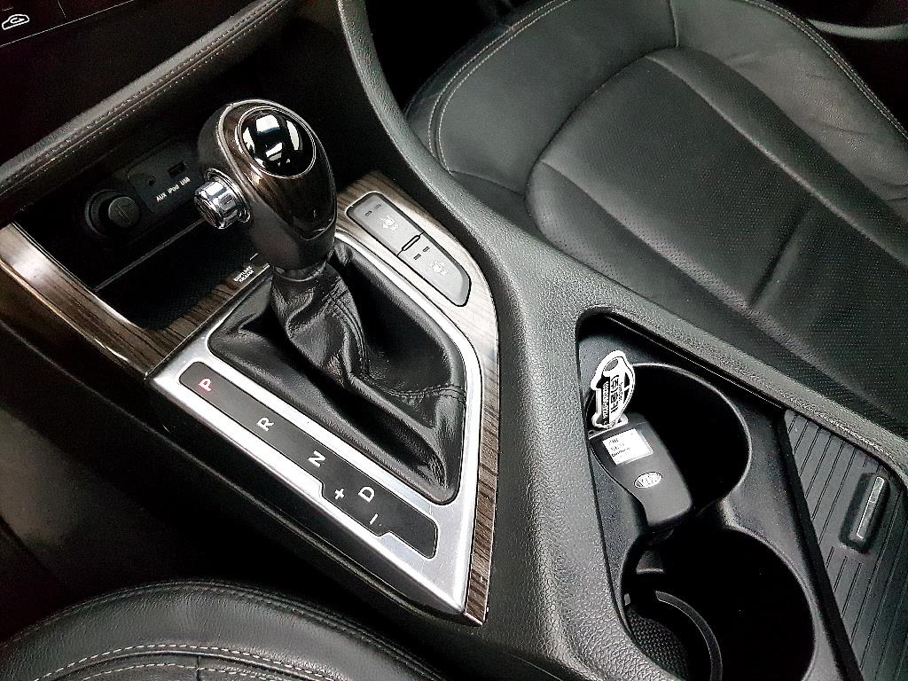 KIA K5 2011 Negro - Importación desde Corea - HF Imports Iquique - Foto 13