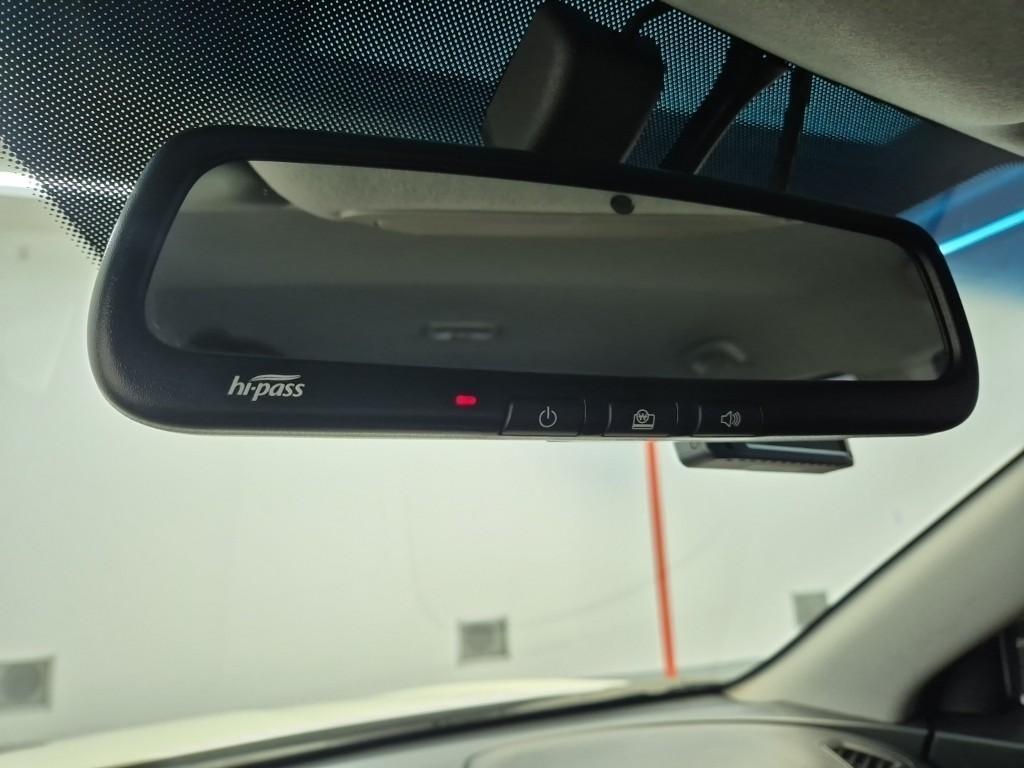 Ssangyong Tivoli 2015 Blanco - Importación desde Corea - HF Imports Iquique - Foto 16