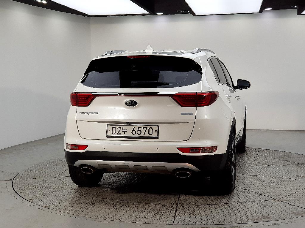 KIA Sportage - Vista 3