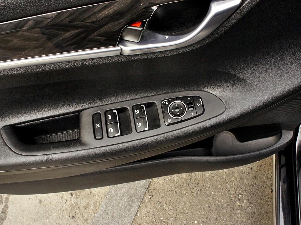 HYUNDAI Grandeur 2018 Negro - Importación desde Corea - HF Imports Iquique - Foto 13