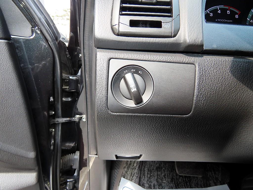 Ssangyong Rexton - Vista 12