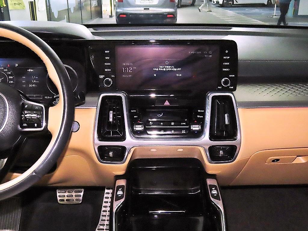 KIA Sorento - Vista 11