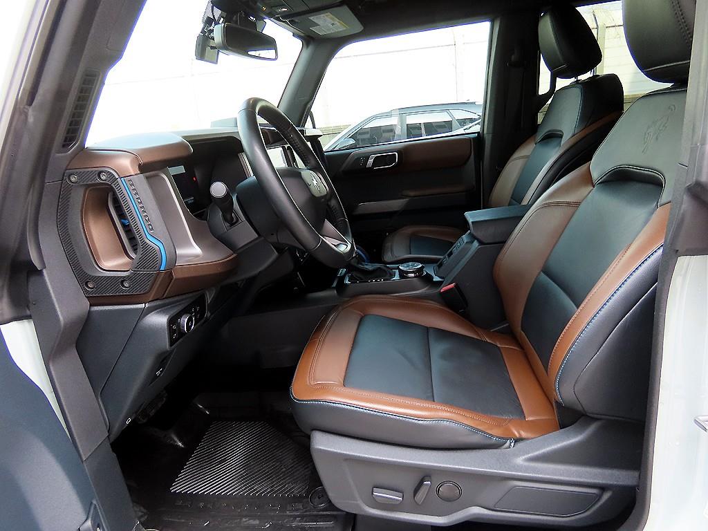 Ford Bronco - Vista 5