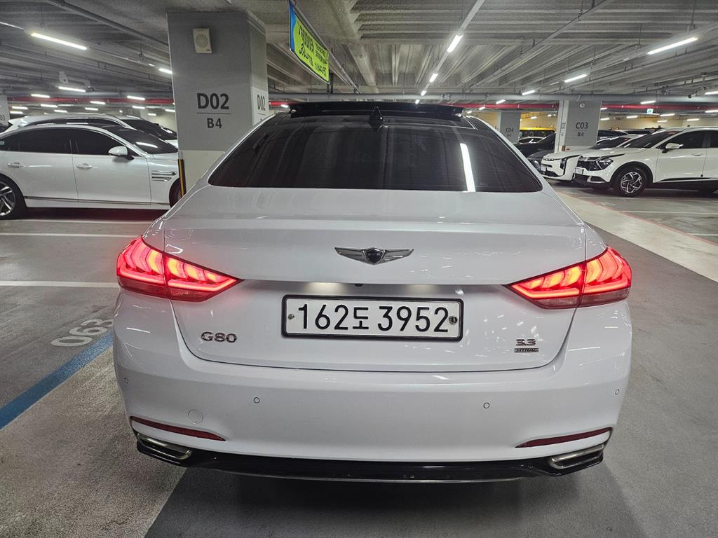 Genesis G80 - Vista 5