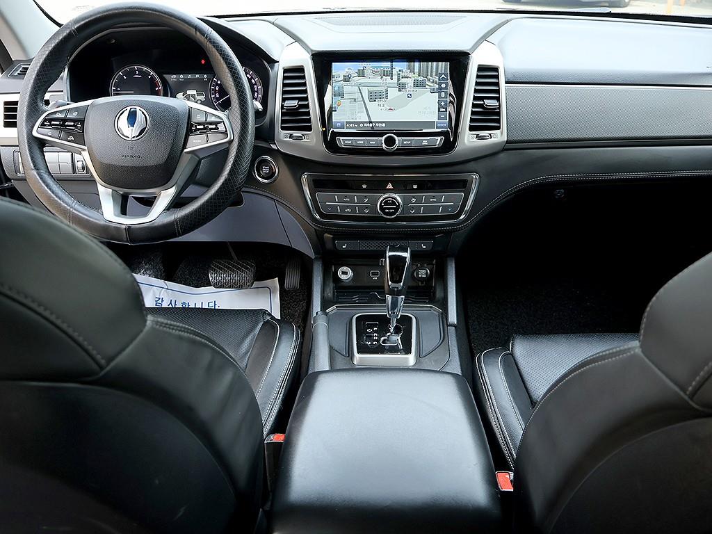 Ssangyong Rexton - Vista 9