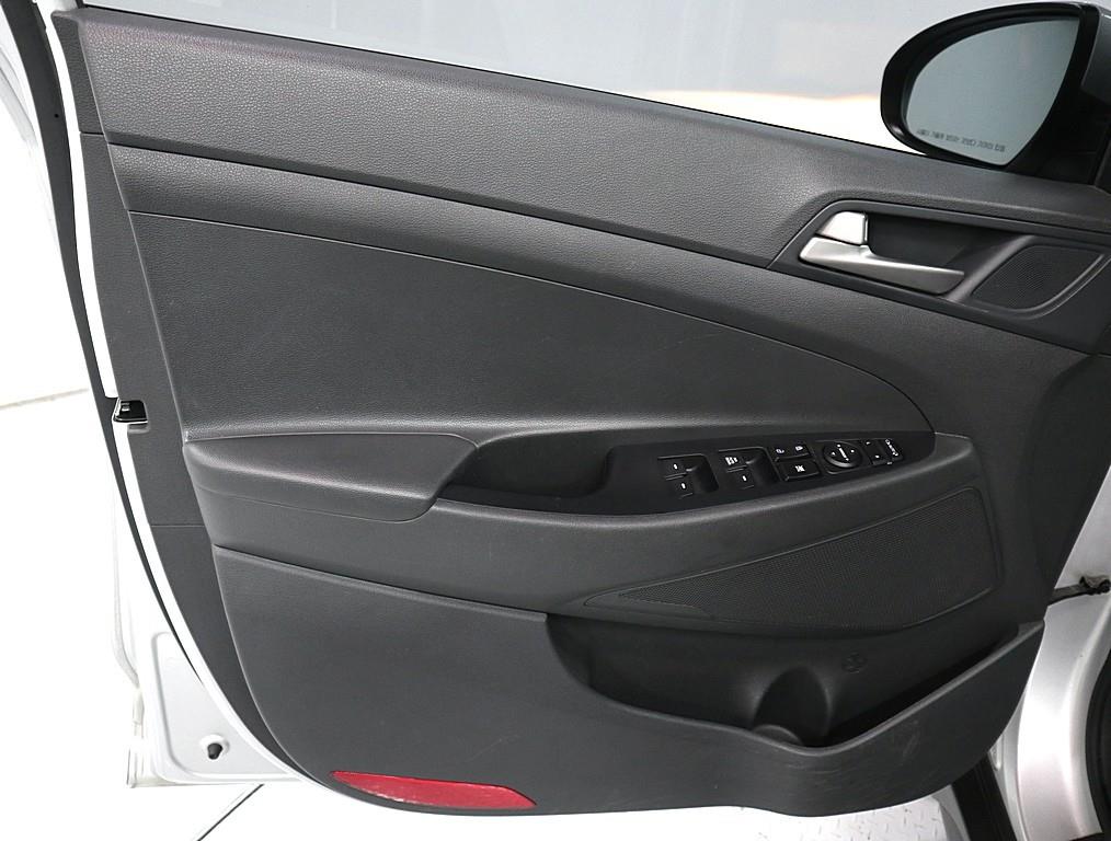 HYUNDAI Tucson - Vista 8