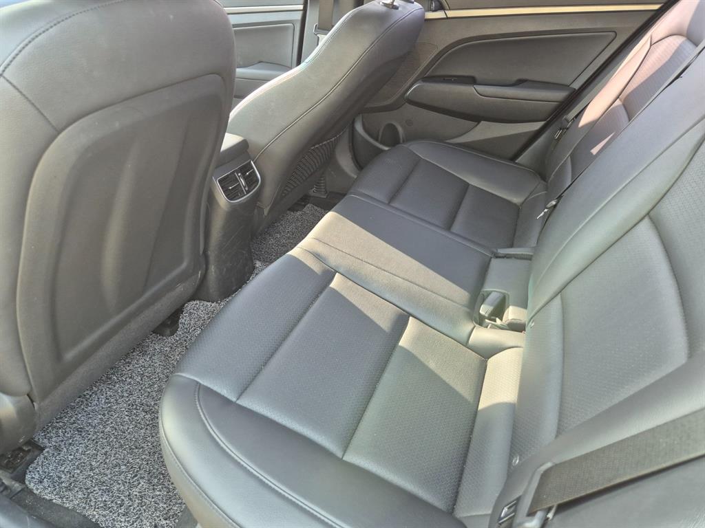 HYUNDAI Avante 2016 Gris - Importación desde Corea - HF Imports Iquique - Foto 16