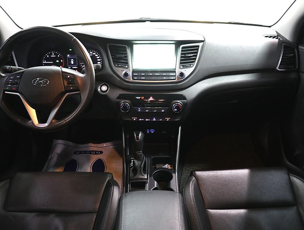 HYUNDAI Tucson - Vista 5