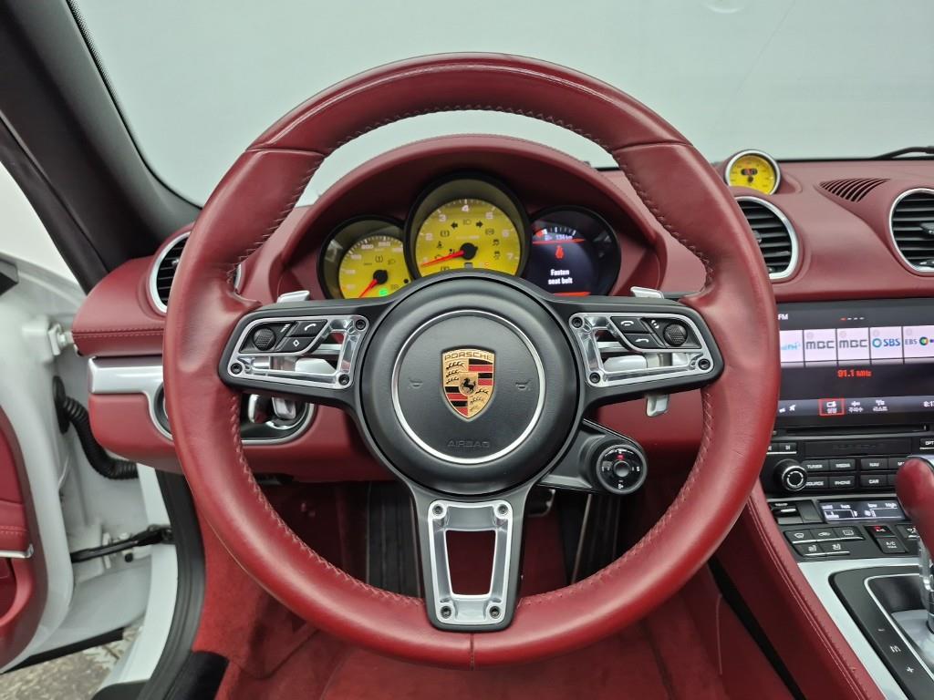 Porsche 718 - Vista 9