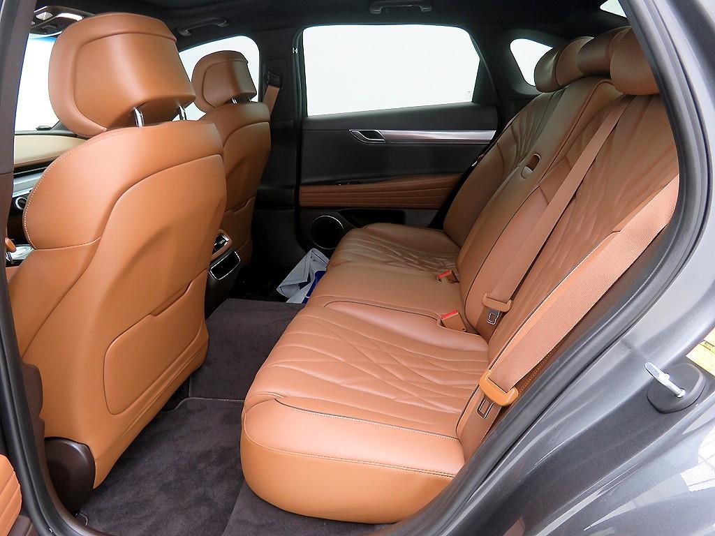 Genesis G80 - Vista 7