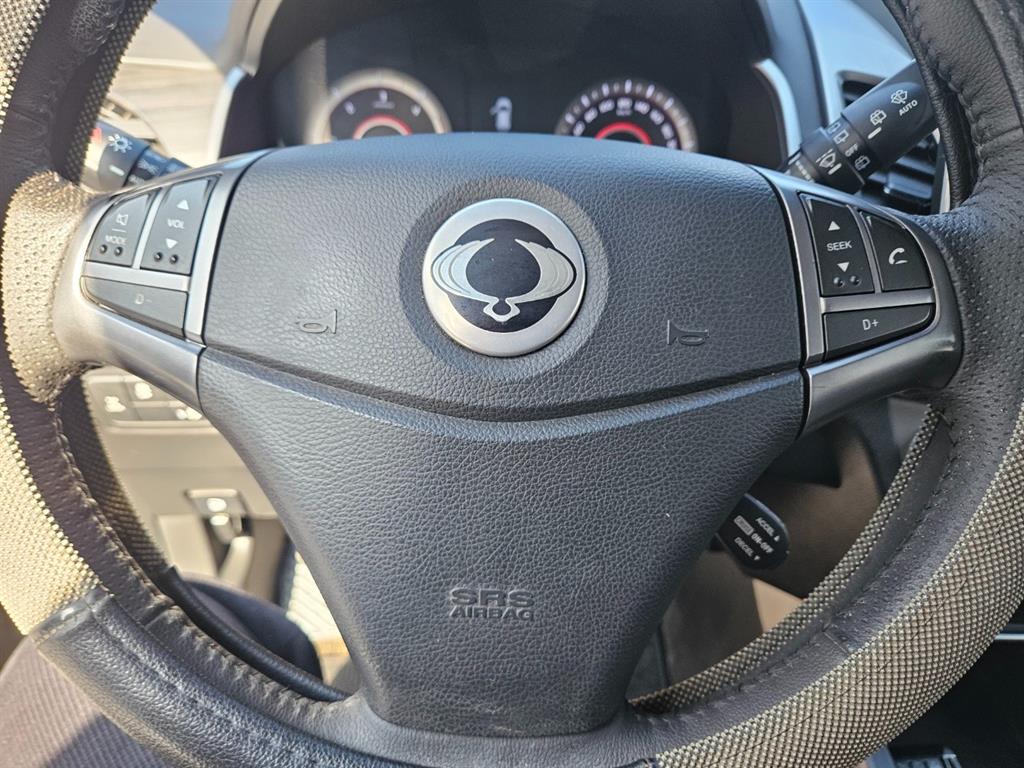 Ssangyong Korando - Vista 9