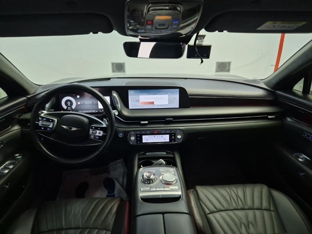 Genesis G90 - Vista 7