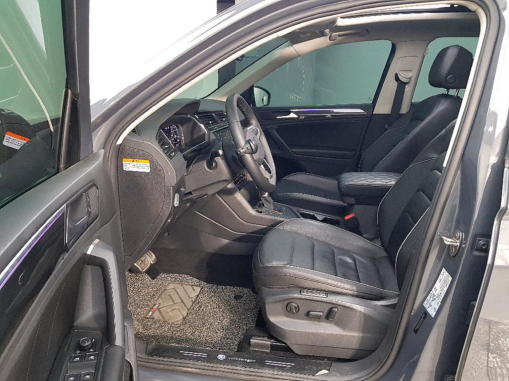 Volkswagen Tiguan - Vista 8