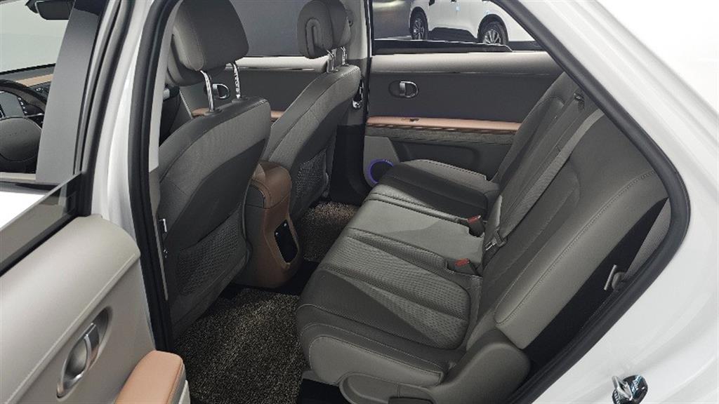 HYUNDAI Ioniq 5 - Vista 11