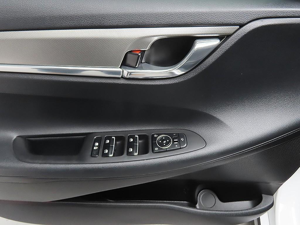 HYUNDAI Grandeur 2022 Blanco - Importación desde Corea - HF Imports Iquique - Foto 11