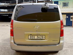 HYUNDAI Starex - Vista 6