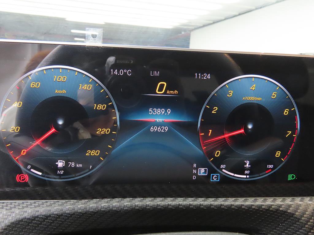 Mercedes Benz A Class - Vista 9