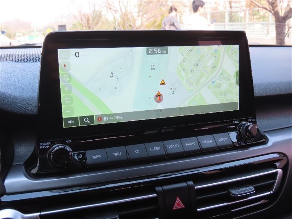 KIA Seltos 2023 Blanco - Importación desde Corea - HF Imports Iquique - Foto 8