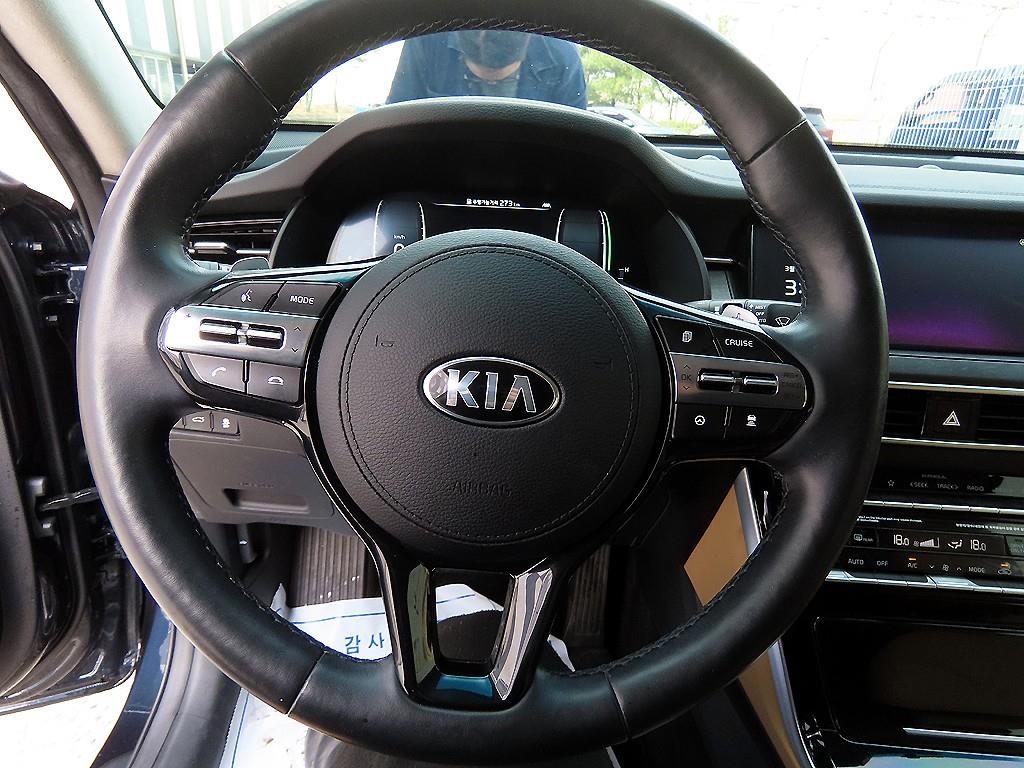 KIA K7 - Vista 8