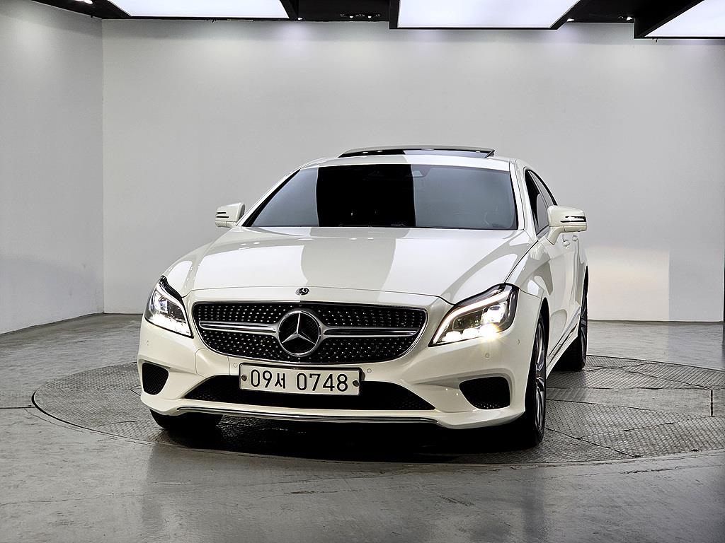 Mercedes Benz CLS Class - Vista 2