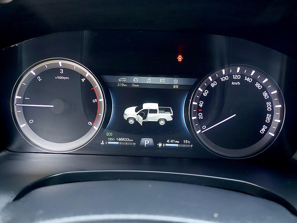 Ssangyong Rexton - Vista 11