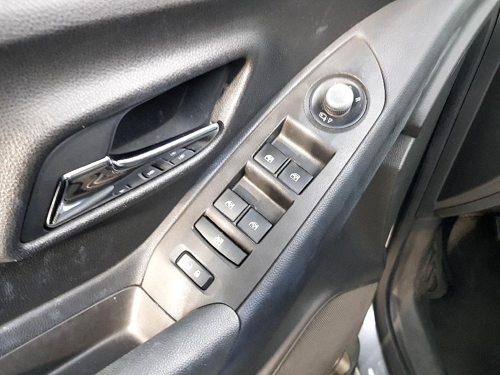 Chevrolet Trax - Vista 11
