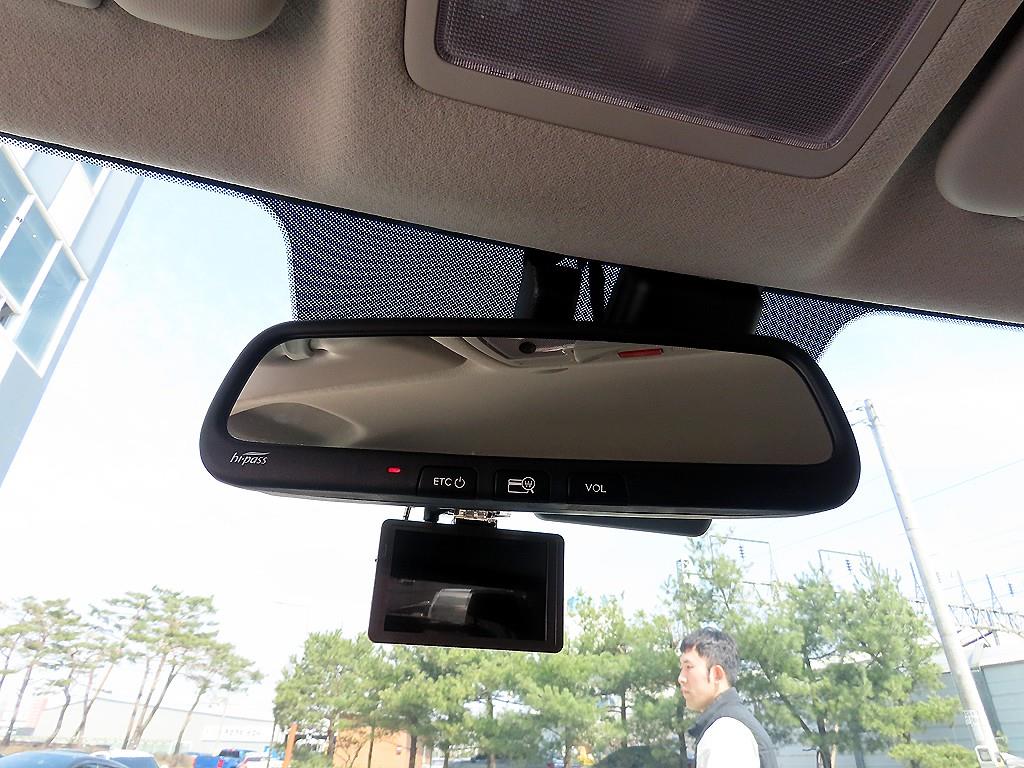 HYUNDAI Venue 2023 Blanco - Importación desde Corea - HF Imports Iquique - Foto 16