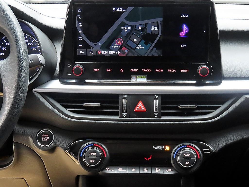 KIA K3 2022 Gris - Importación desde Corea - HF Imports Iquique - Foto 15