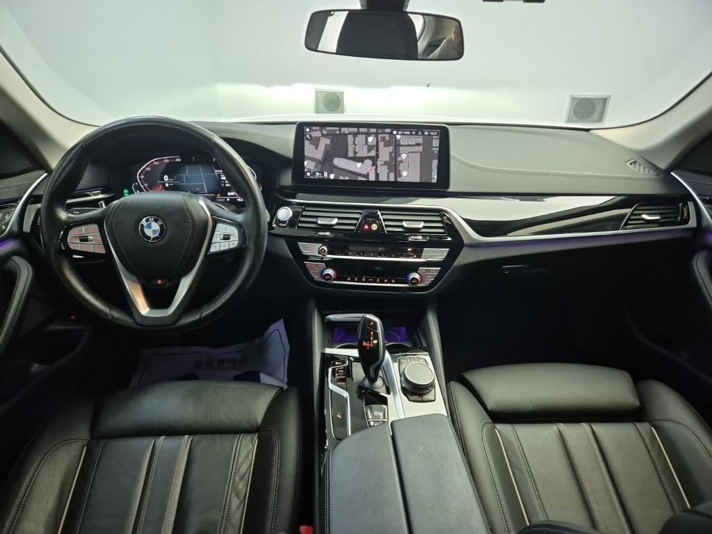 BMW 5 Series - Vista 7