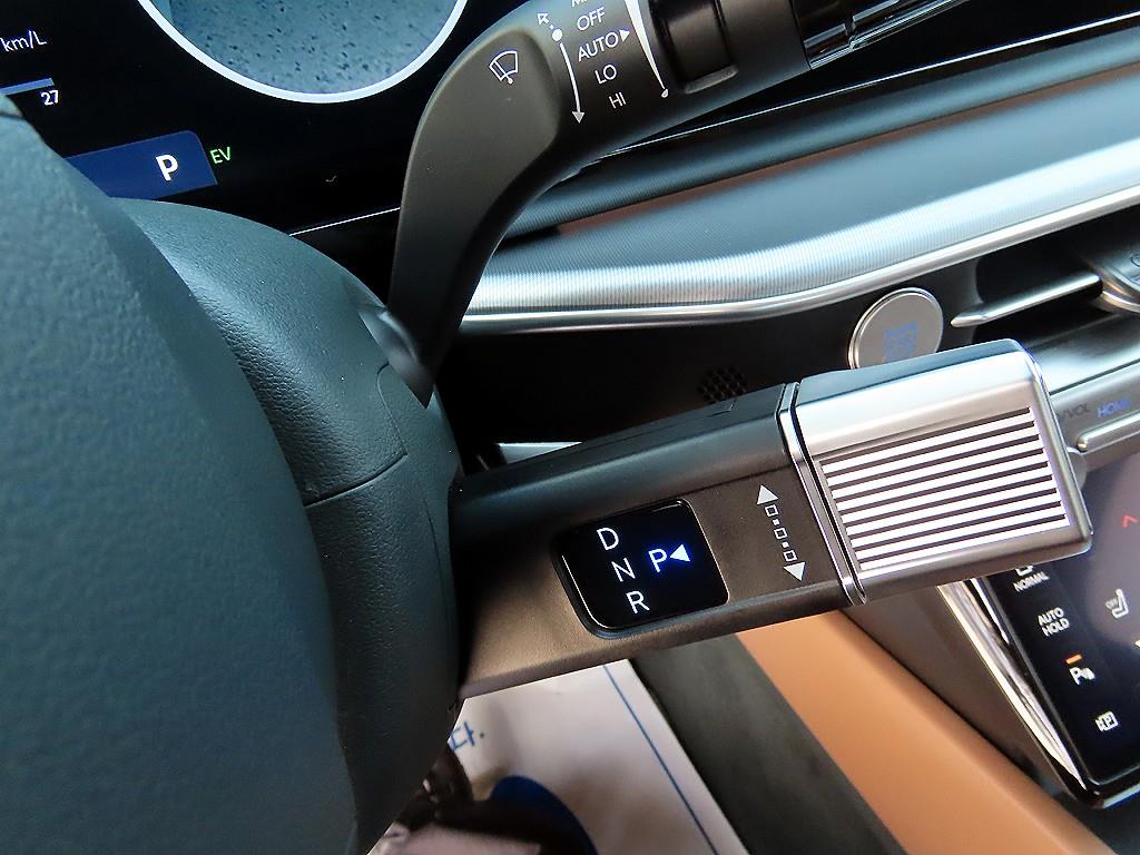 HYUNDAI Grandeur - Vista 10