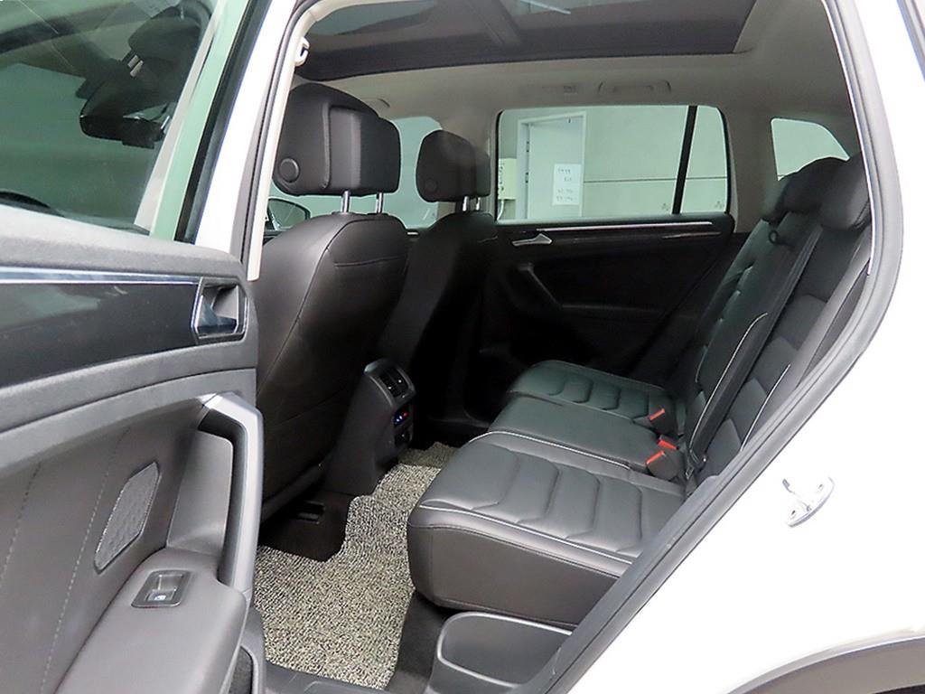 Volkswagen Tiguan - Vista 6