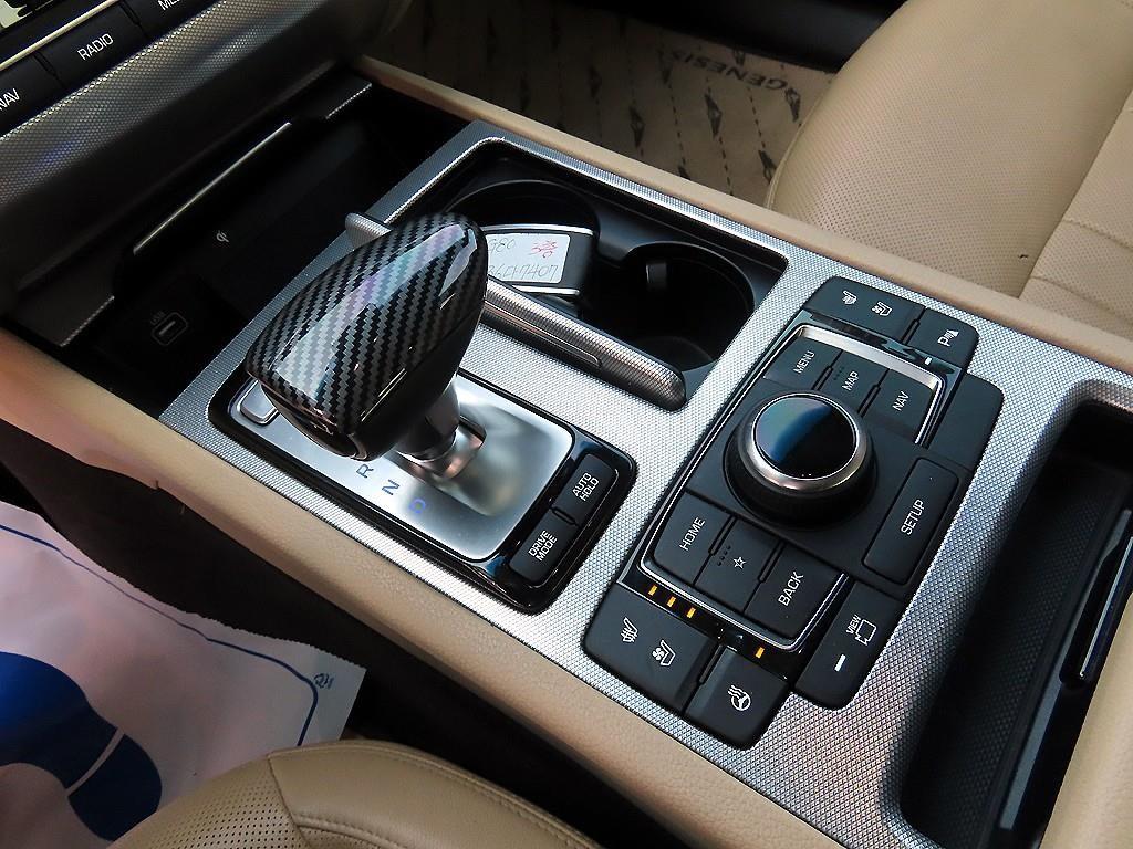 Genesis G80 - Vista 11